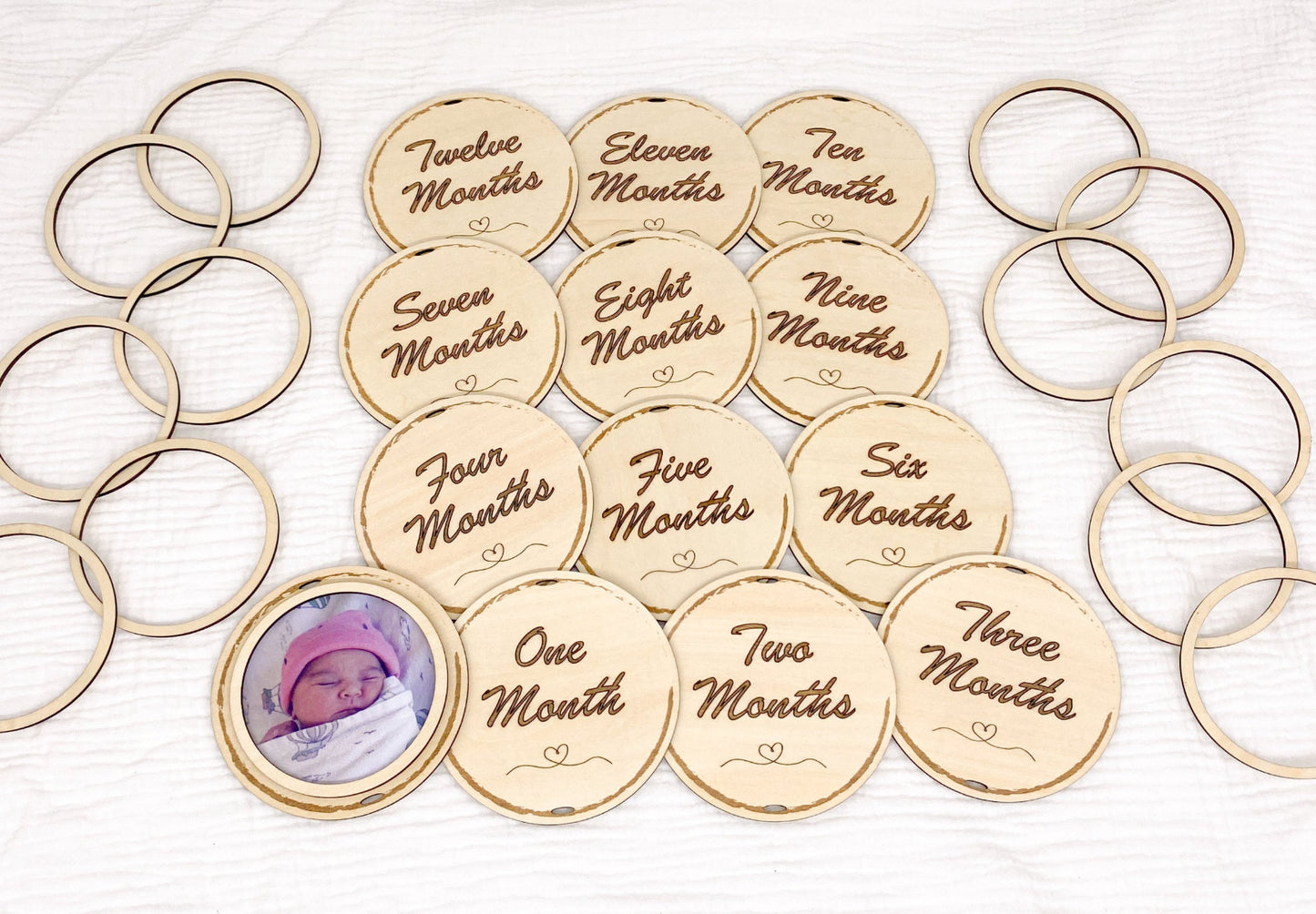 Wooden Baby Milestone Marker Set With 13 Monthly Markers And Matching Photo Frames For Baby's First Year