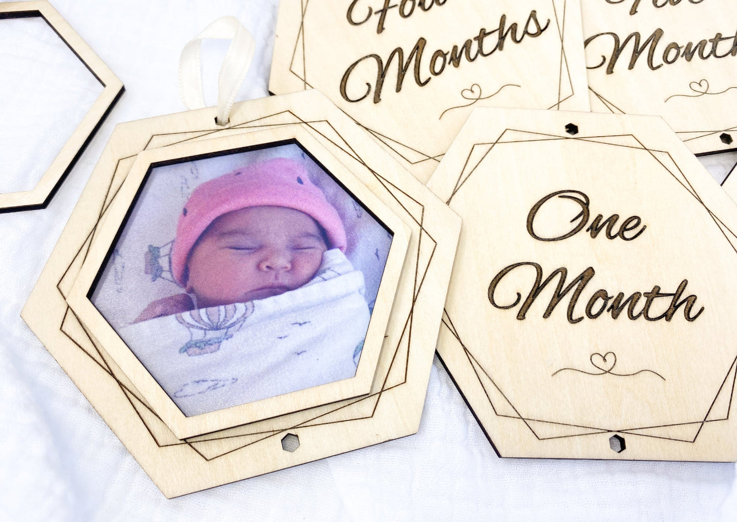 Hexagon Wooden Baby Milestone Marker Set With 13 Monthly Markers And Matching Photo Frames For Baby's First Year